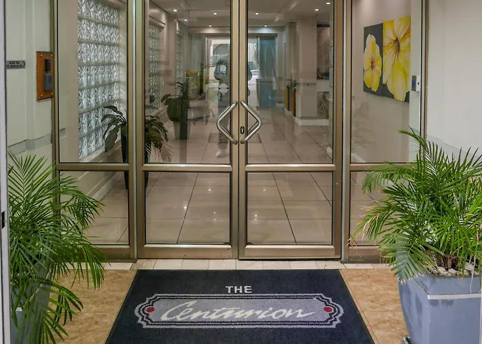 Centurion 207 Luxury Sea Point One Bedroom Apartment With Access To Magnificent Pool Perfect Location By Super Host Melvyn