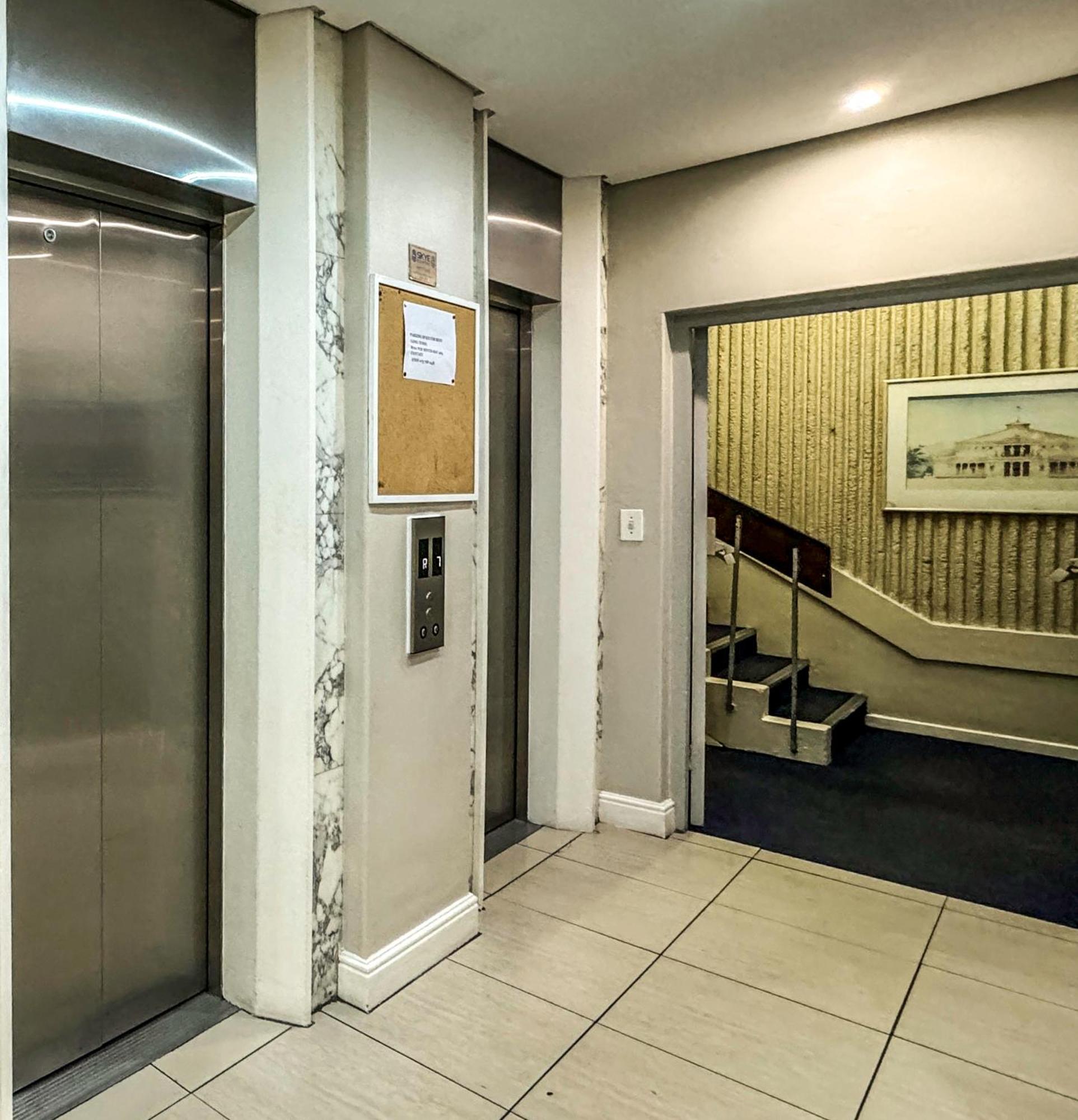 Centurion 207 Luxury Sea Point One Bedroom With Access To Magnificent Pool Perfect Location By Super Host Melvyn Apartment Kapstadt